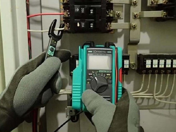 Đồng hồ vạn năng Kyoritsu 2012RA