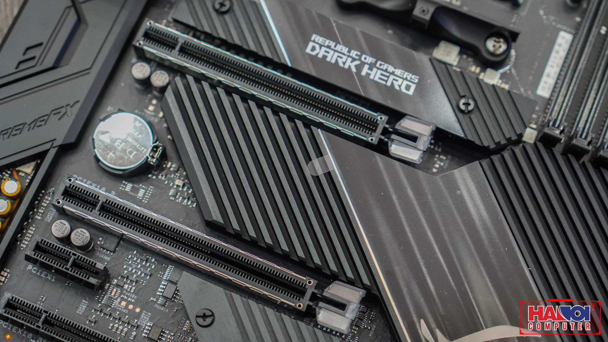 Mainboard ASUS ROG X570 CROSSHAIR VIII DARK HERO