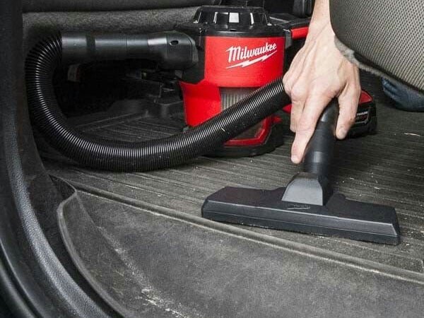 Máy hút bụi Milwaukee  