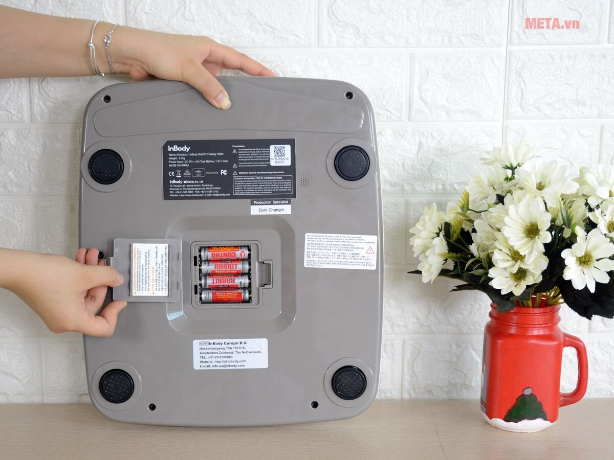 Cân sức khỏe phân tích cơ thể