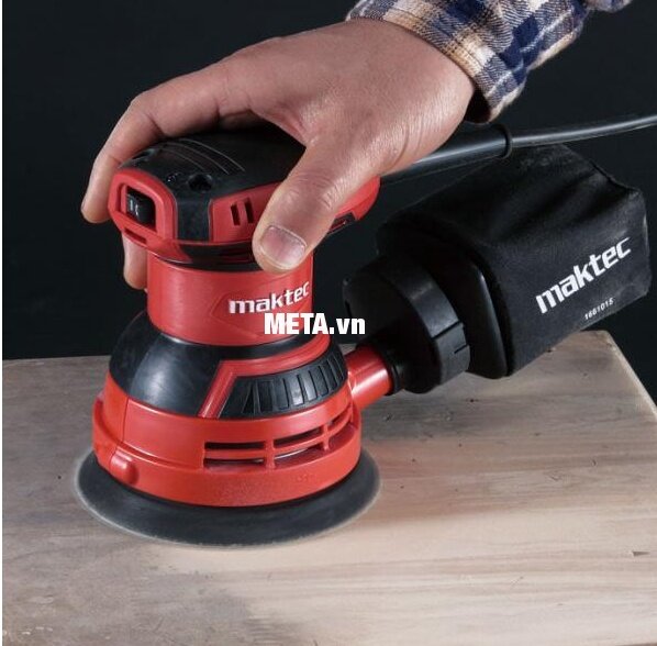 Máy chà nhám quỹ đạo tròn Maktec MT924