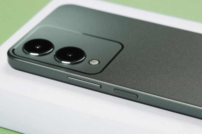 Điện thoại Vivo Y17s 6GB/128GB thiết kế