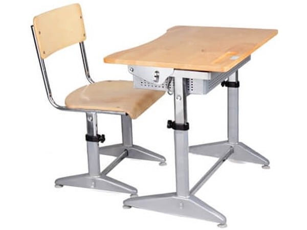 Bàn học sinh Xuân Hòa BHS-14-04CS làm từ chất liệu cao cấp, bền bỉ Bàn học sinh Xuân Hòa BHS-14-04CS