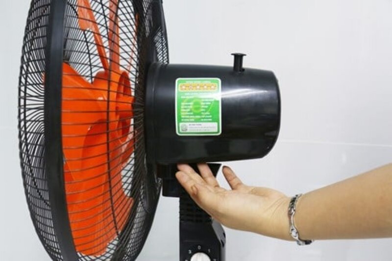 Quạt Cây Senko DTS1607