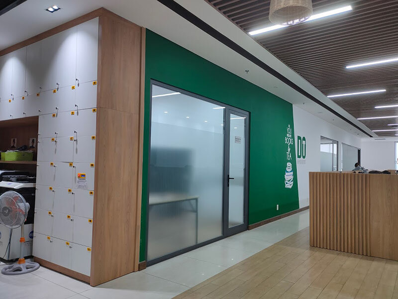 Điện thoại Realme XT - RAM 8 GB, 128GB, 6.4inch