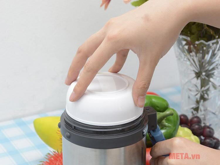 Bình giữ nhiệt Zojirushi SF-CC20 2 lít