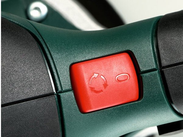 máy chà nhám dùng điện