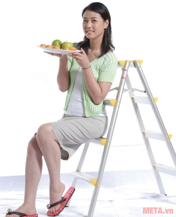 Thang nhôm gấp chữ A Nikawa NKD-06