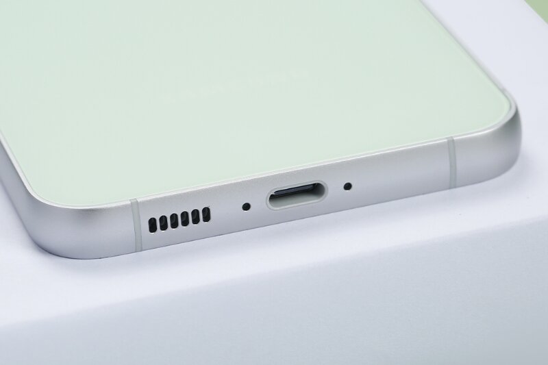 Điện thoại Samsung Galaxy S23 FE 8GB/256GB pin