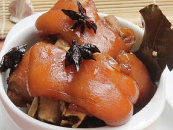 Nồi cơm điện tử cao tần Hitachi RZ-JHE18