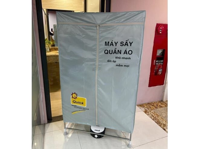 Tủ sấy quần áo Creen CR-TS160 có núm vặn tùy chỉnh thời gian trên hộp động cơ