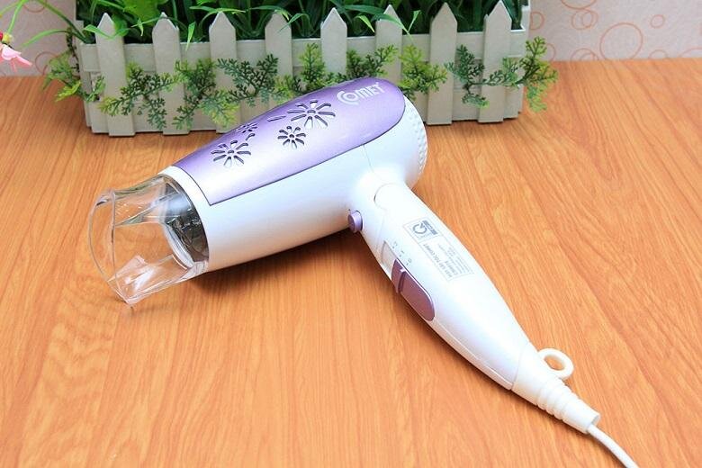 Máy sấy tóc Comet CM6618 Máy sấy tóc Comet CM6618
