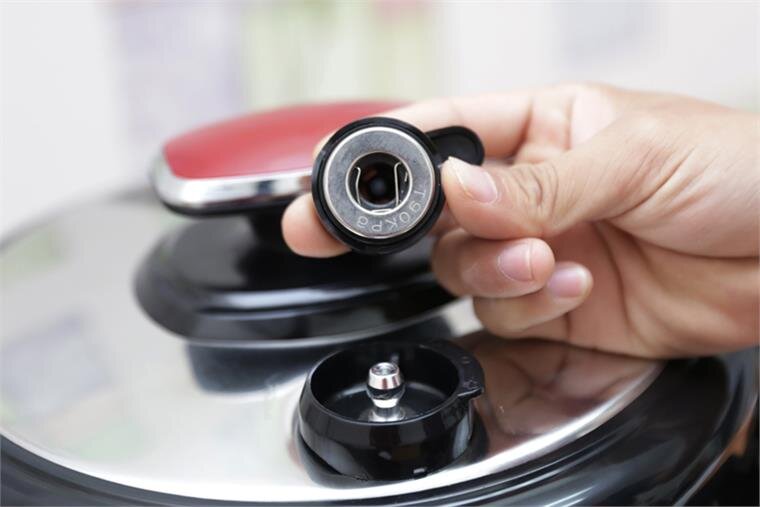 Nồi áp suất điện đa năng 6lít Sunhouse SHD1562