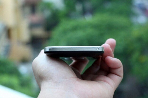 Điện thoại BlackBerry Bold Touch 9900