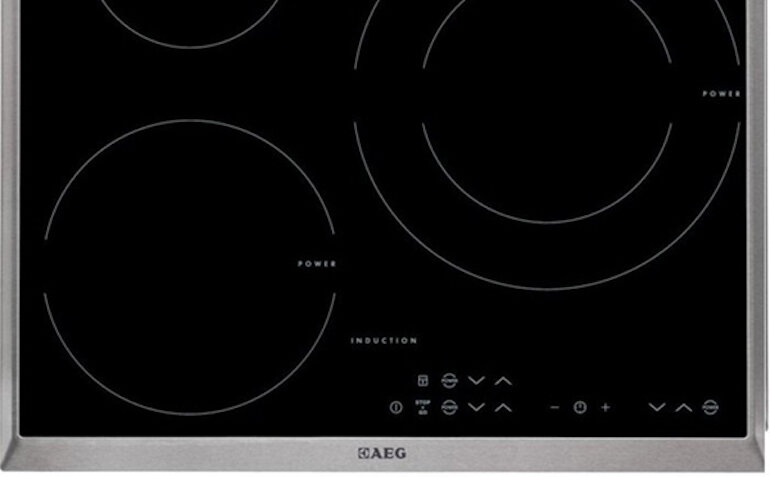 Bếp từ âm 3 vùng nấu AEG HK633220XB