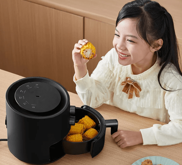 Nồi chiên không dầu Mishio MK320 1.2 lít có thể tùy chỉnh nhiệt độ, thời gian nấu linh hoạt