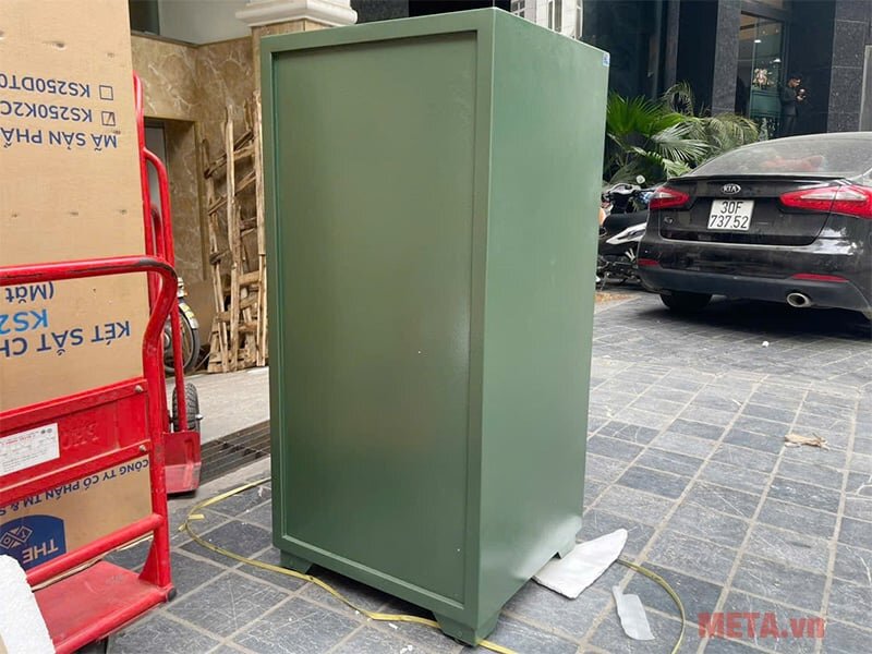 Mặt sau của két sắt Két sắt chống cháy Hòa Phát KS250K2C1