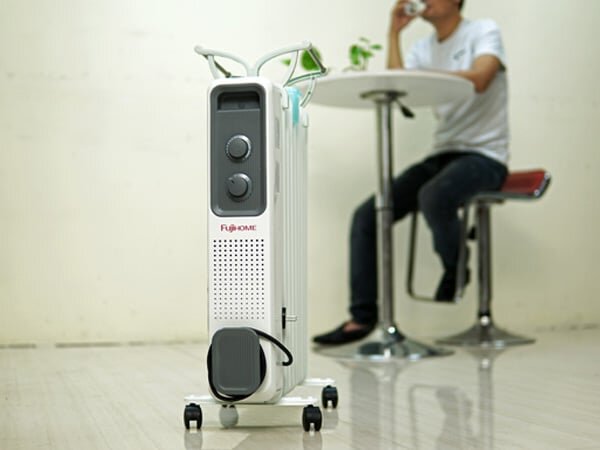 Máy có 9 thanh phát nhiệt Máy có 9 thanh phát nhiệt