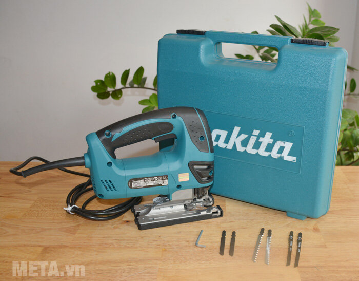 Máy cưa lọng Makita 4350CT