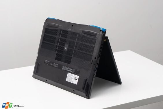 Tản nhiệt Acer Predator Helios Neo PHN16-71-74BA