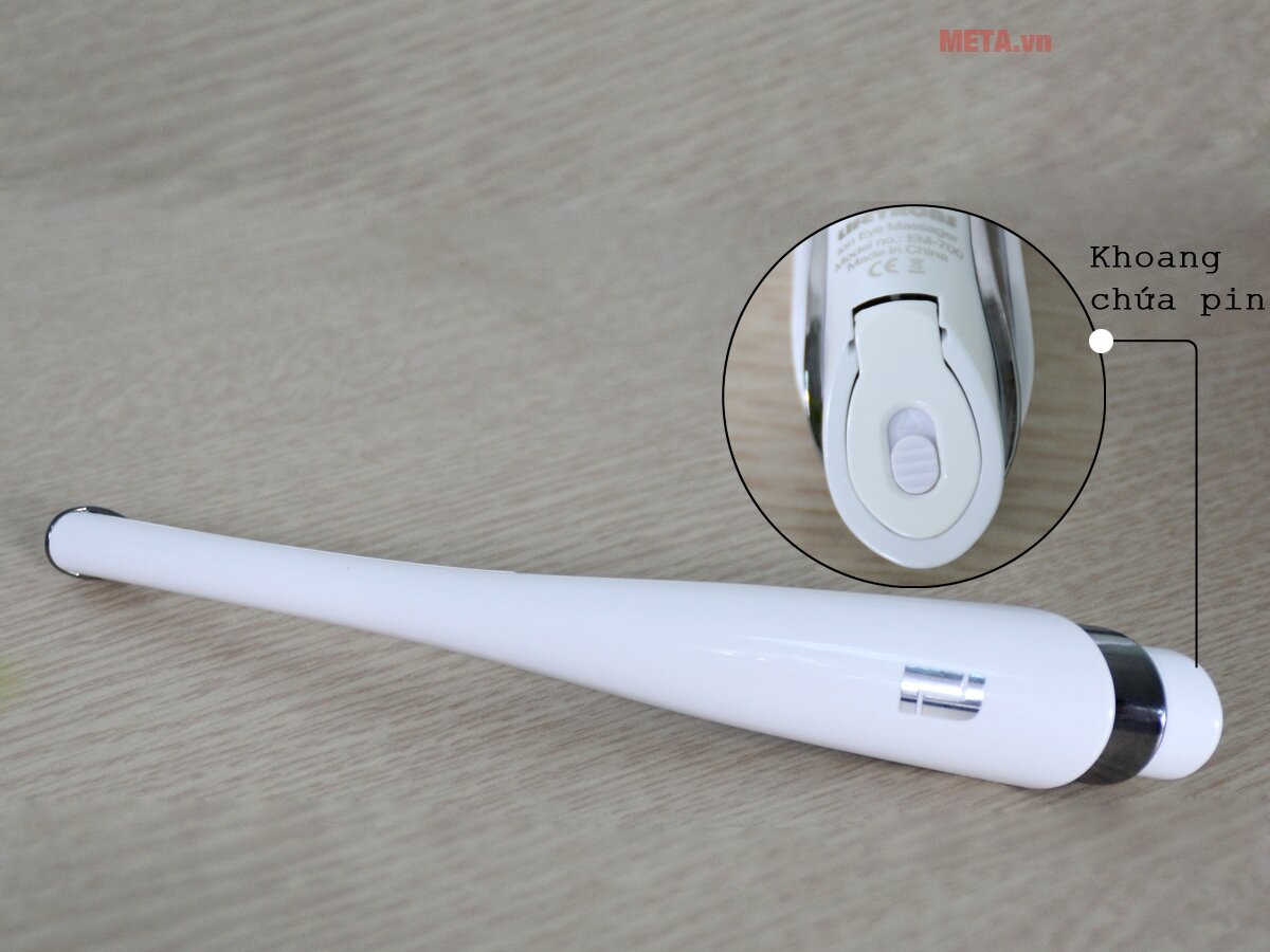 Máy massage giảm nếp nhăn và chống thâm quầng mắt Lifetrons EM-700