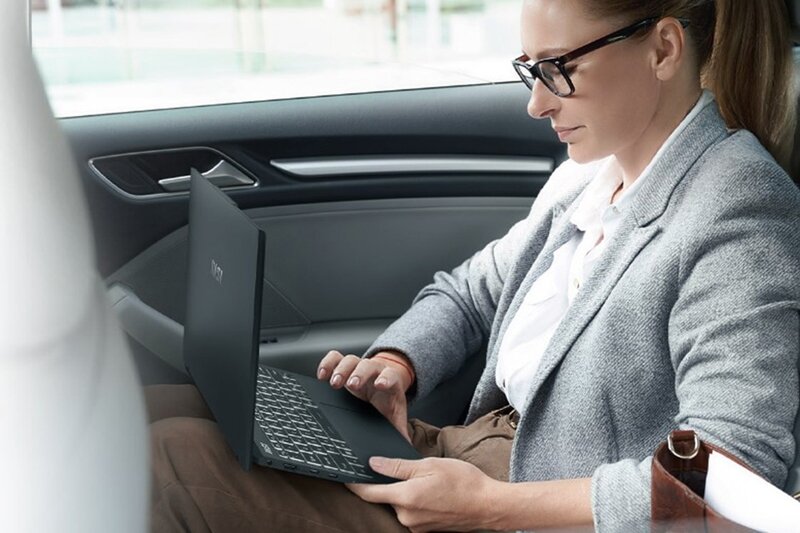 MSI Prestige 13 AI+ Evo A2VMG-040VN với cơ chế MSI Center