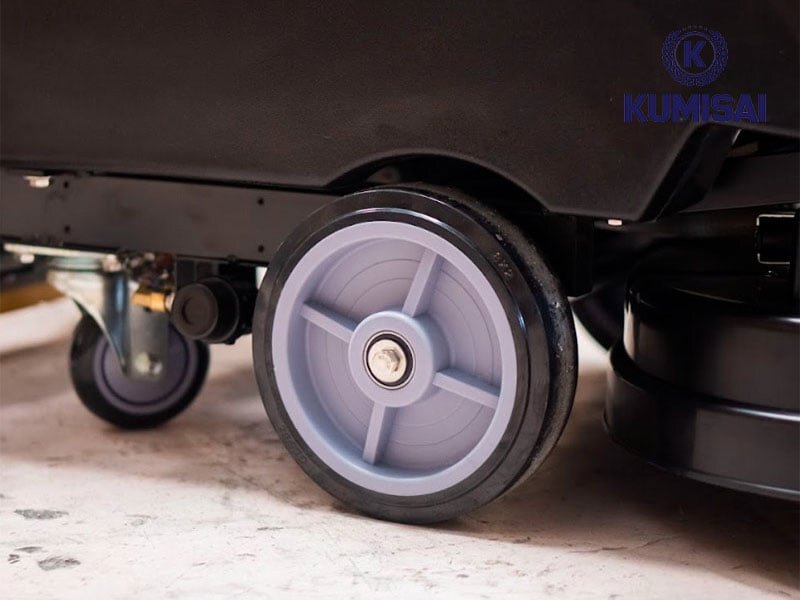Máy chà sàn công nghiệp liên hợp Kumisai KMS 50D có bánh xe cứng cáp, tiện di chuyển