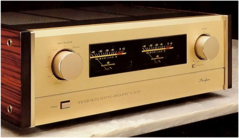 Amply Accuphase E 305V Amply Accuphase E 305V