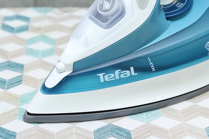 Bàn ủi hơi nước Tefal FV4870 Bàn ủi hơi nước Tefal FV4870