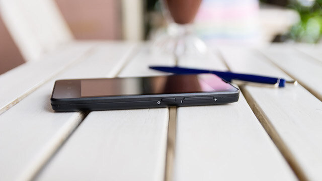 Điện thoại Wing Hero 40i Điện thoại Wing Hero 40i