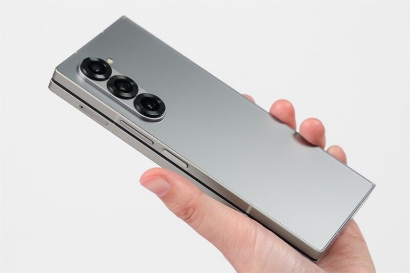 Điện thoại Samsung Galaxy Z Fold6 5G 12GB/1TB