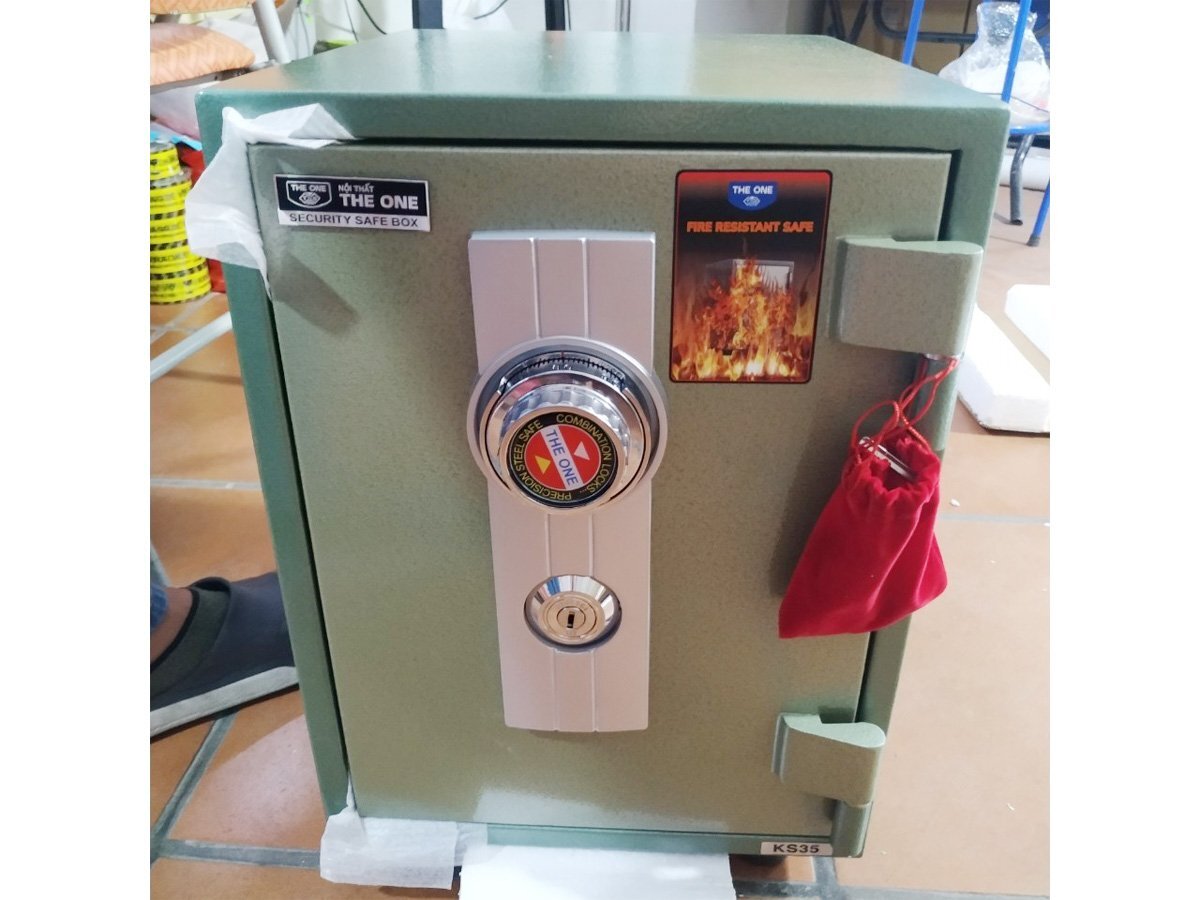 Két sắt chống cháy Hòa Phát KS35D  Két sắt chống cháy Hòa Phát KS35D