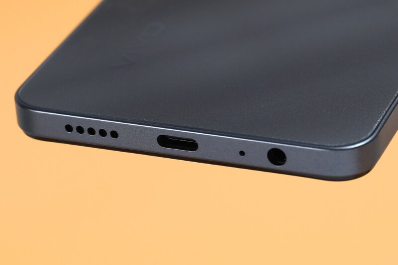 Điện thoại Vivo Y36 8GB/128GB jack tai nghe