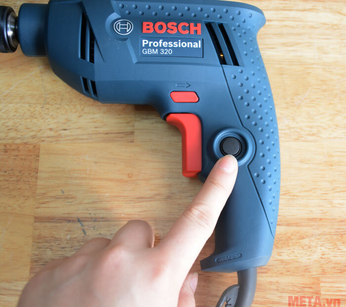 Máy khoan Bosch GBM 320