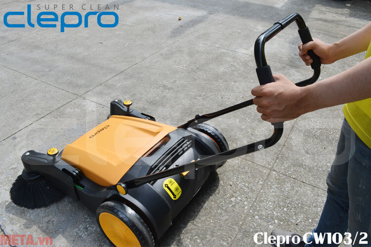 Máy quét rác đẩy tay Clepro CW103/2