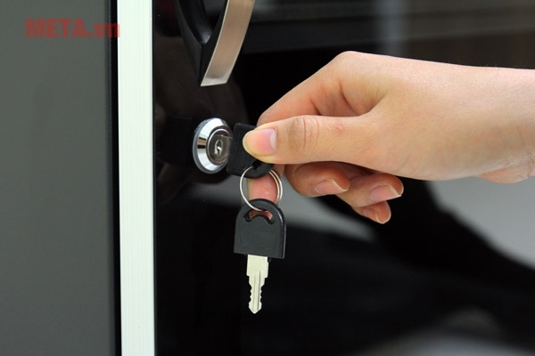 Tủ chống ẩm Nikatei NC-120HS 120 lít Tủ chống ẩm Nikatei NC-120HS 120 lít