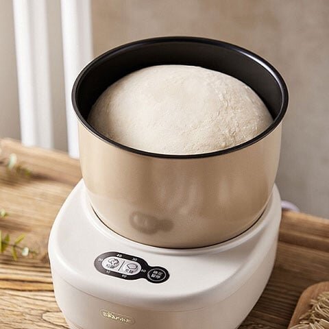 Máy nhào bột có dung tích 3.5 lít Máy nhào bột
