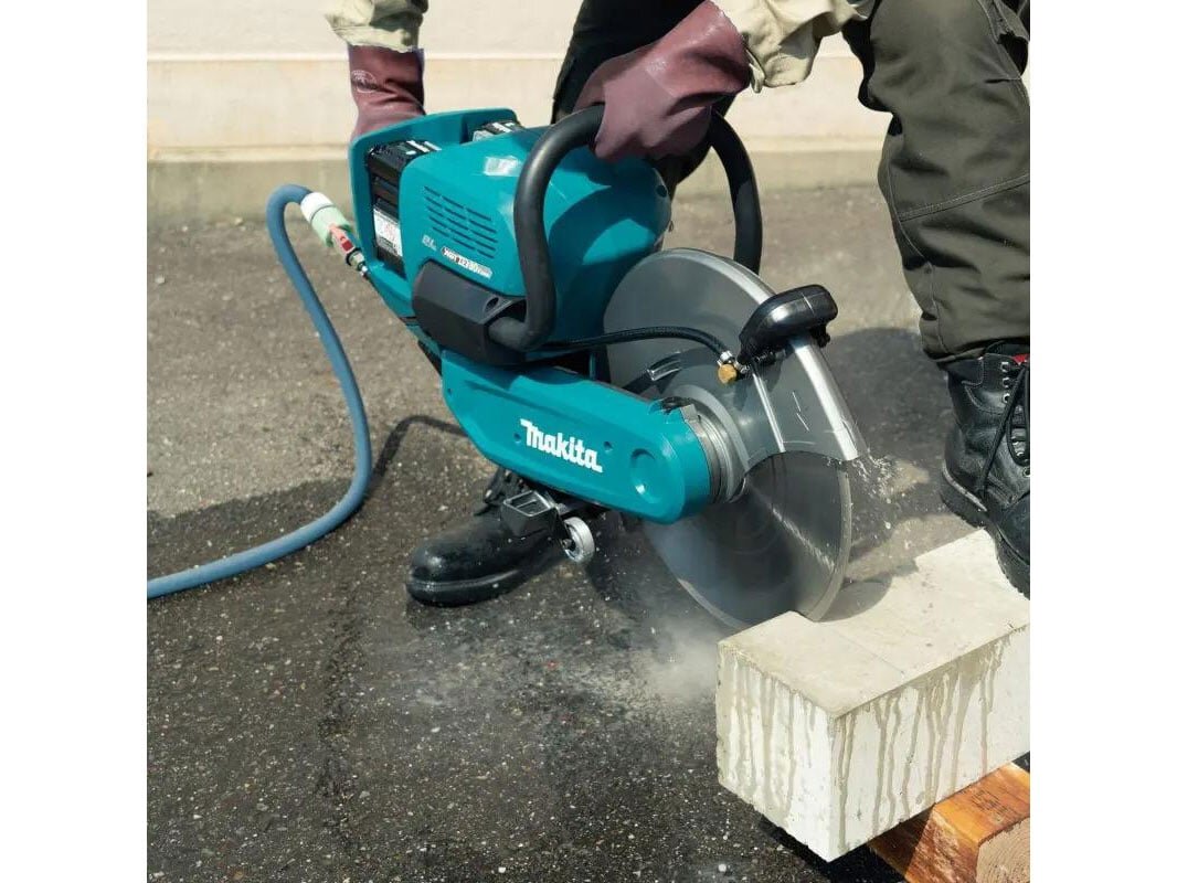Makita CE001GZ01 có độ sâu cắt 127mm Makita CE001GZ01
