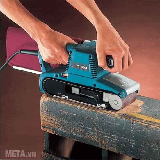 Máy chà nhám băng Makita 9910