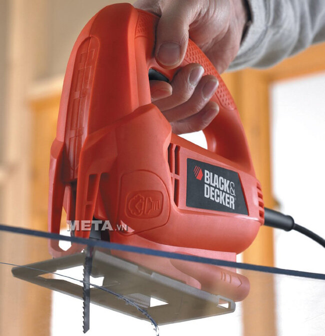 Máy cưa lọng Black