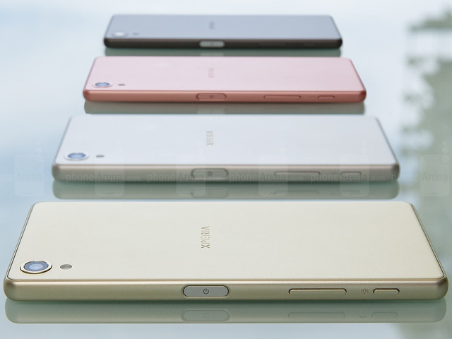 Nhiều màu sắc được giới thiệu