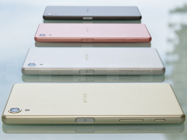 Nhiều màu sắc được giới thiệu