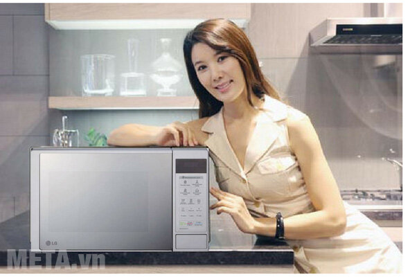 Lò vi sóng LG MH6342D/MH6343DAR 23L