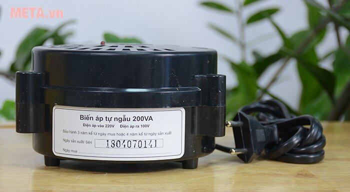 Biến áp đổi nguồn hạ áp Lioa DN002 1P - 200VA
