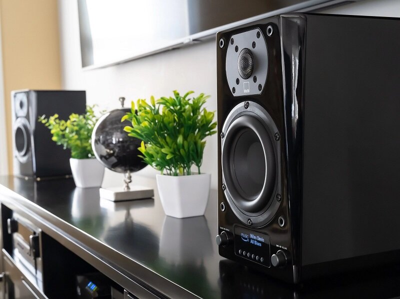 Loa SVS Ultra center