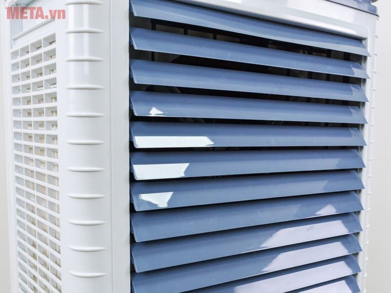Máy làm mát không khí Hòa Phát HPCF1-022 có thiết kế cửa ra gió rộng
