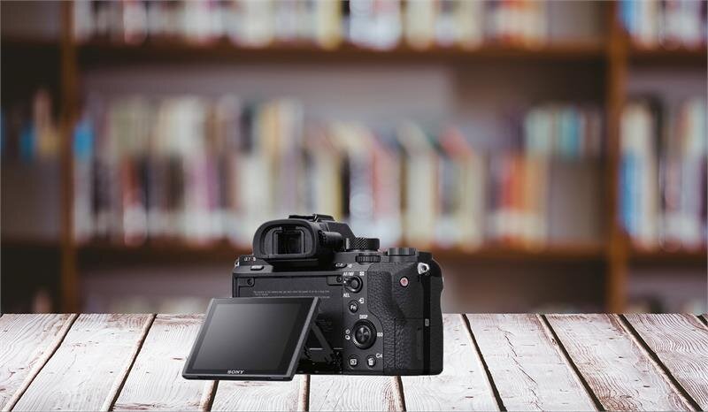 Máy Ảnh Sony ILCE-7RM2