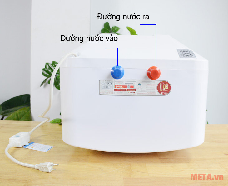 Bình nóng lạnh Rossi Amore RA-30SQ 30 lít Bình nóng lạnh Rossi Amore RA-30SQ 30 lít