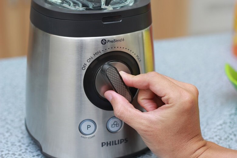 Máy xay sinh tố Philips HR2195 Máy xay sinh tố Philips HR2195
