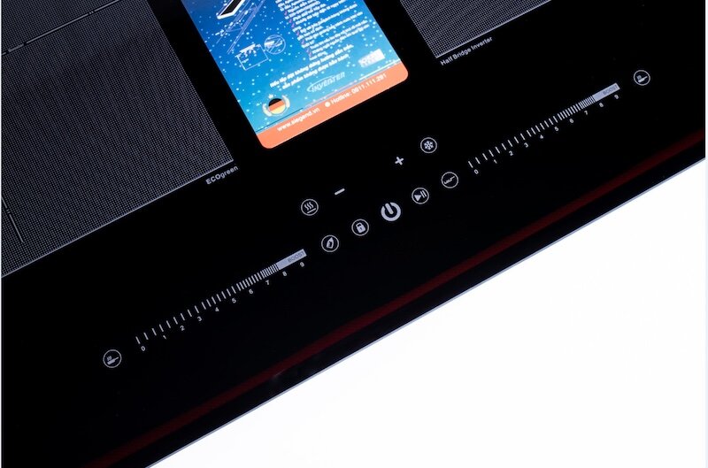 Bếp từ 2 vùng nấu Siegend SD-888 được trang bị nhiều tính năng an toàn